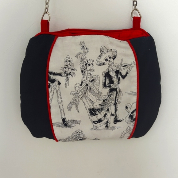 Handmade Día de los muertos purse - Picture 3 of 7